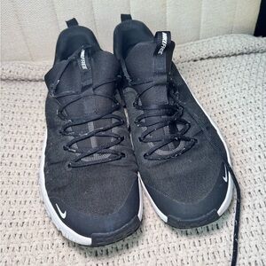 Nike Men’s Black and White Athletic Sneakers size 11 men